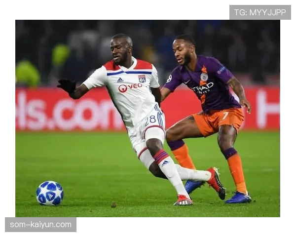 独家专访摩纳哥中场核心:解析助攻背后,穿透防线的决策艺术 独家专访摩纳哥中场核心:解析助攻背后,穿透防线的决策艺术